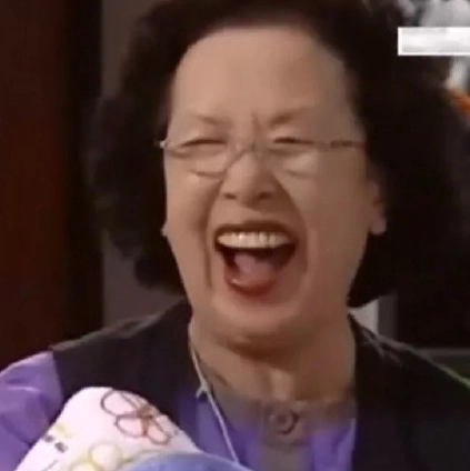 韩剧明星搞笑可爱罗文姬gif动图_动态图_表情包下载_soogif
