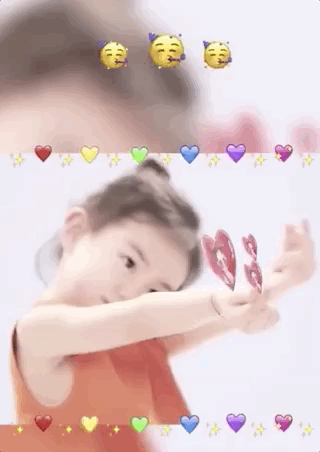新一代萌神lucky已上线四岁的她对着镜头比心简直就是个小戚薇